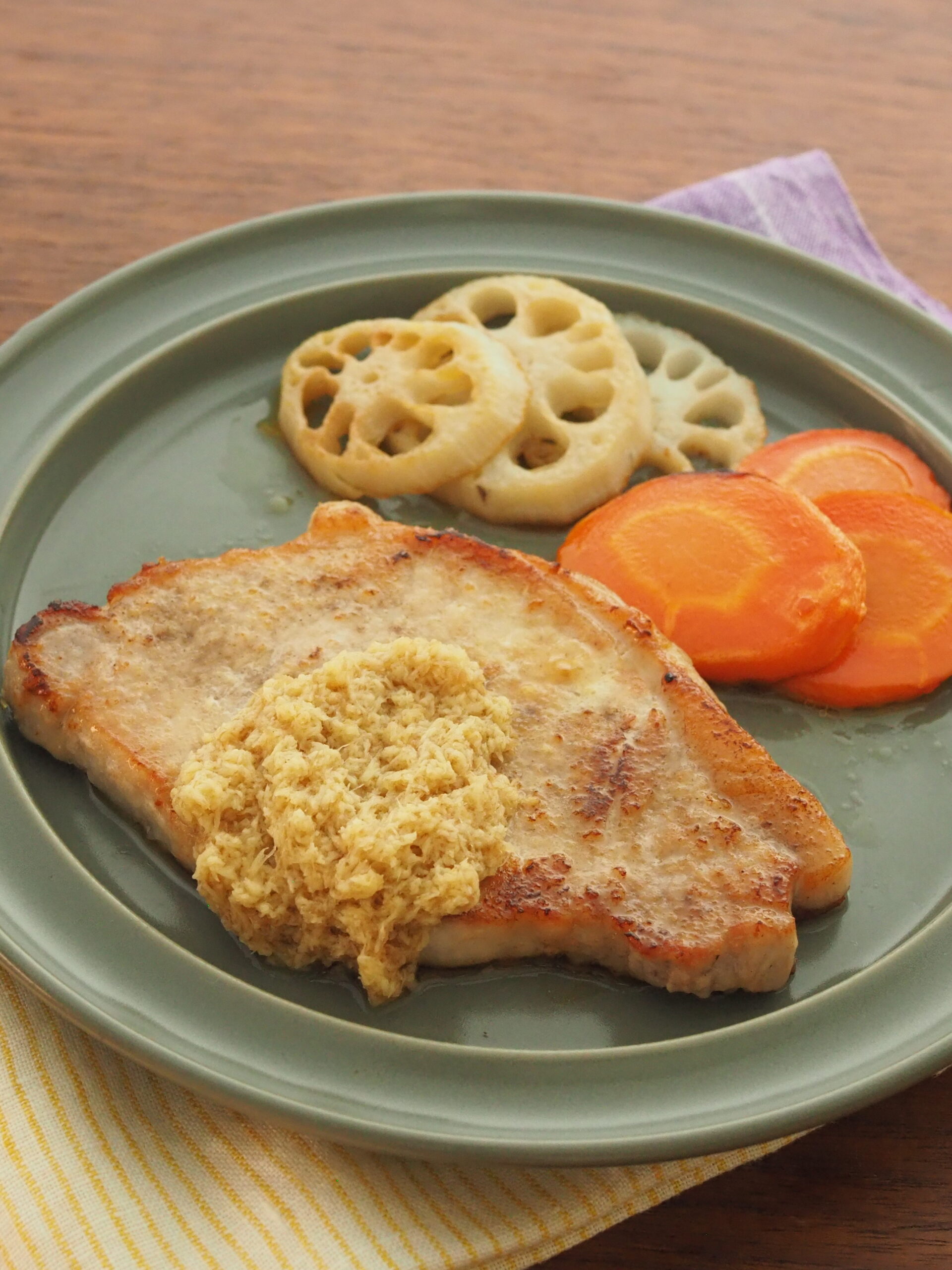 豚と根菜のソテー　しょうがソース