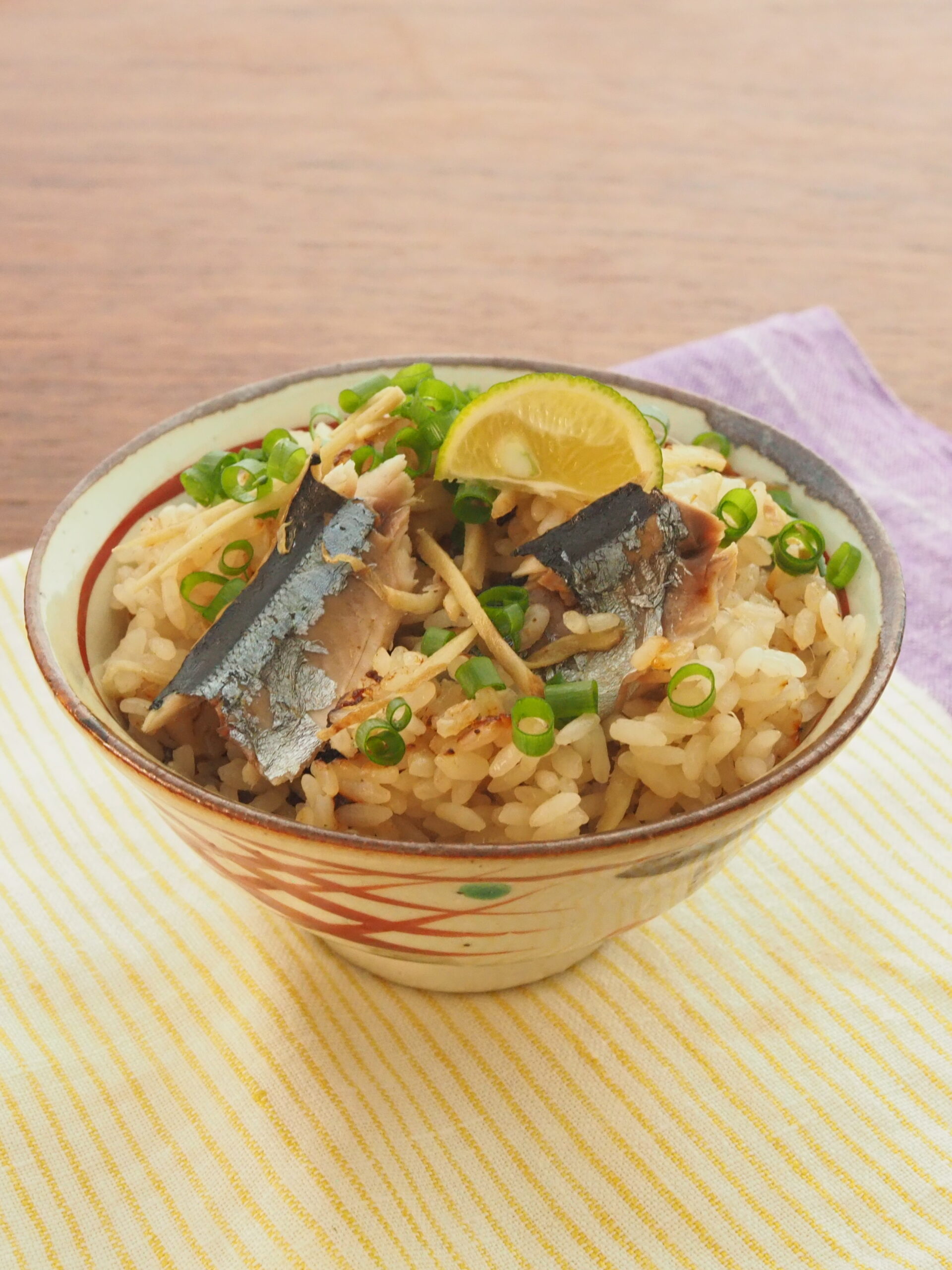 薬味たっぷりさんまの炊き込みご飯