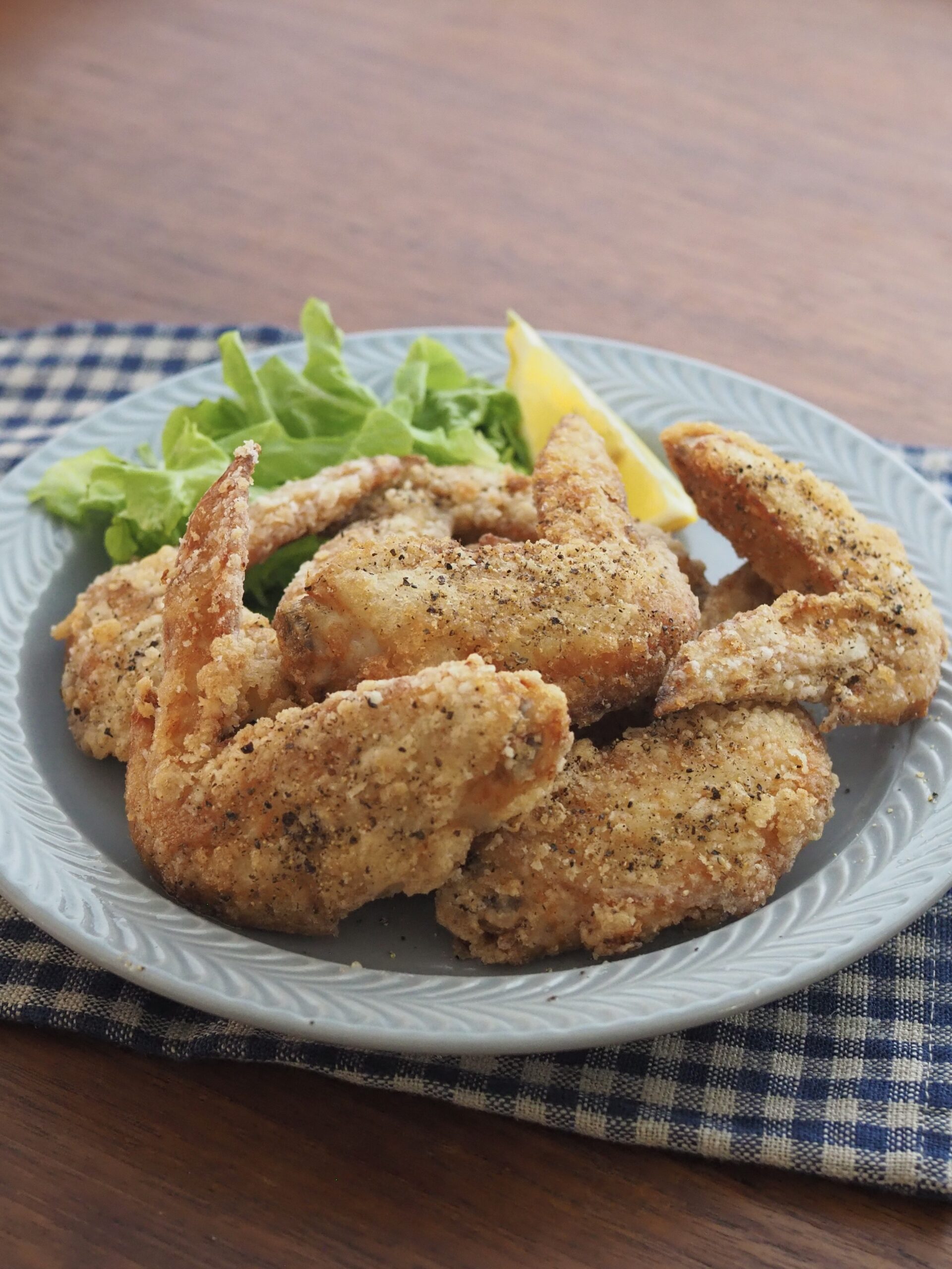 サクサクジューシー！手羽先の塩唐揚げ