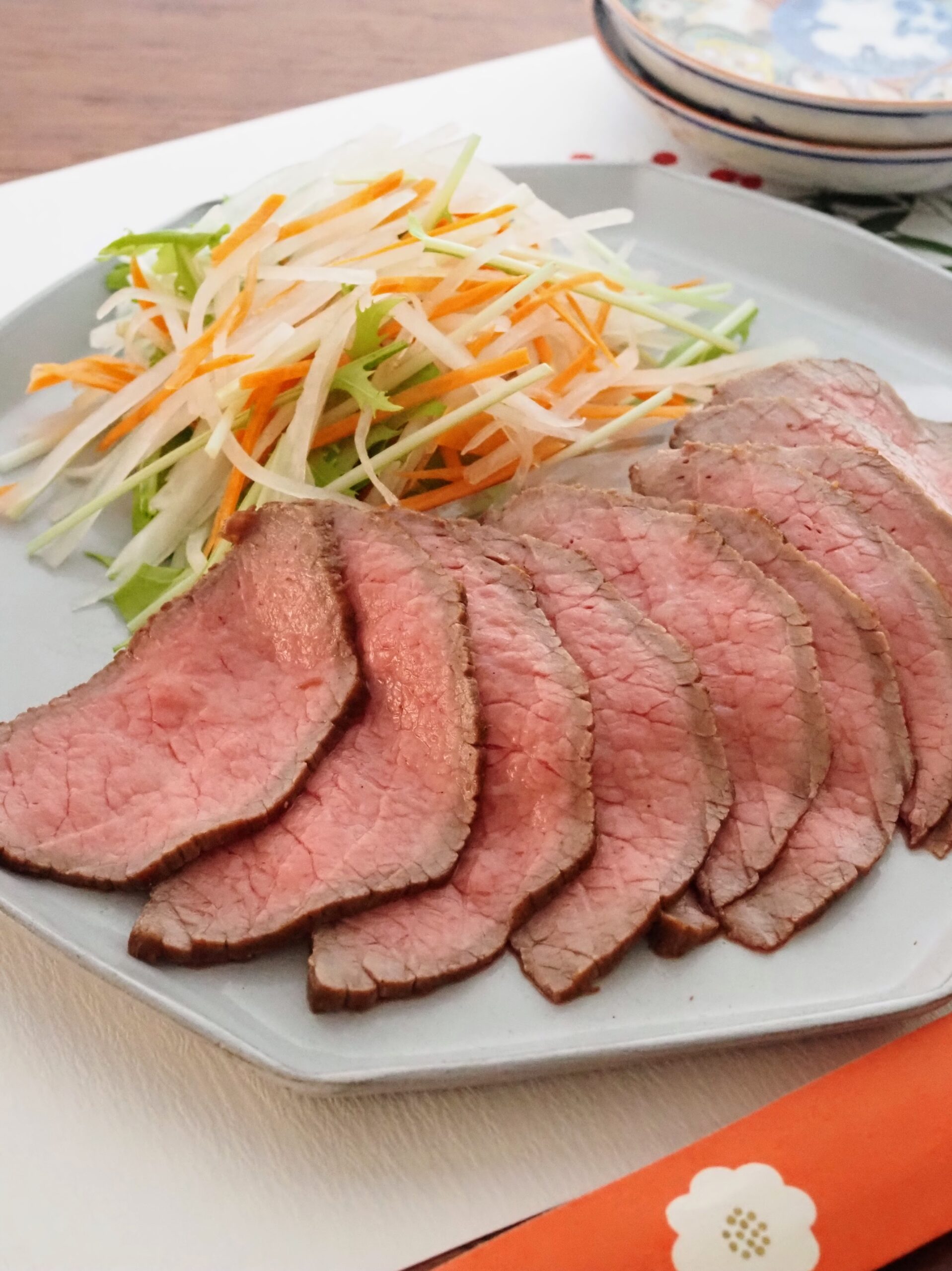 華やかローストビーフ