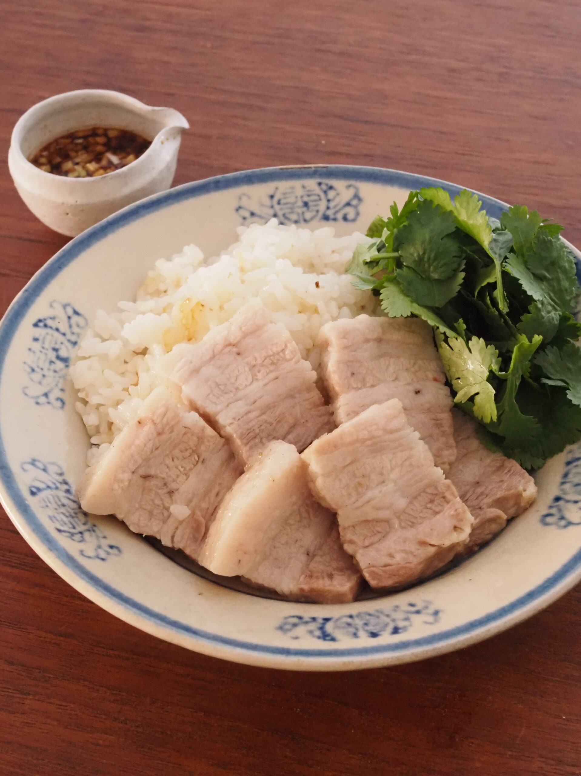 炊飯器で蒸し豚のっけご飯