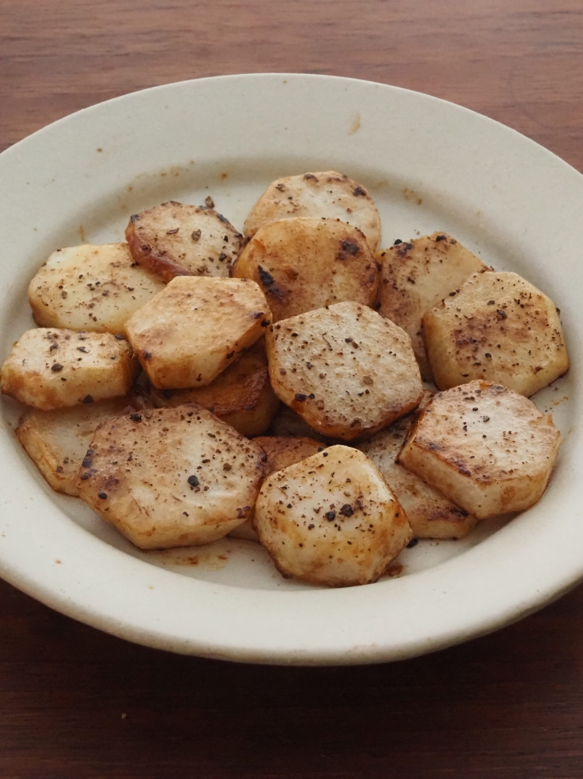里芋のバターしょうゆ焼き